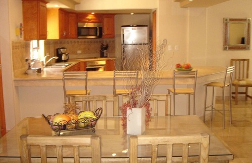 Centro Condo | Grand Presidential Suite on the Marina! Huge 4 bed, 4 bath, sleeps up to 16!