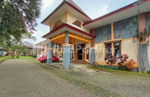 Sidomulyo Hotel | Grand Pujon View Hotel And Resort Mitra RedDoorz