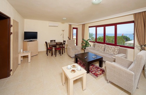 Gumuldur Hotel | Grand Sahins Gumuldur Resort