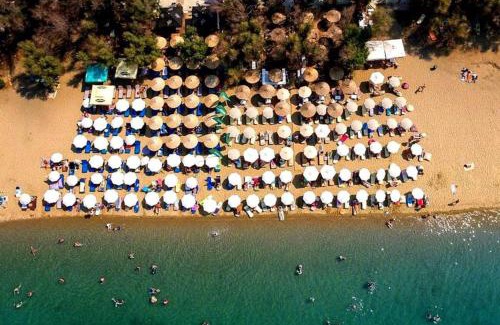 Agia Triada House | Grand Seaview Retreat - walk to the beach