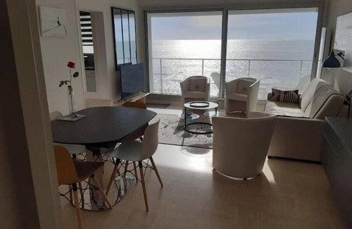 Les Sables d'Olonne Apartment | Grand Studio Face mer
