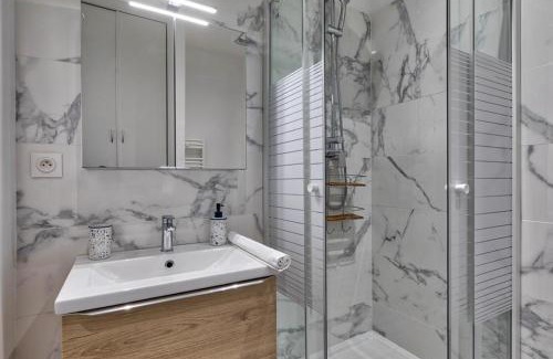5th Arrondissement Apartment | Grand Studio au Cœur de Paris quartier Latin