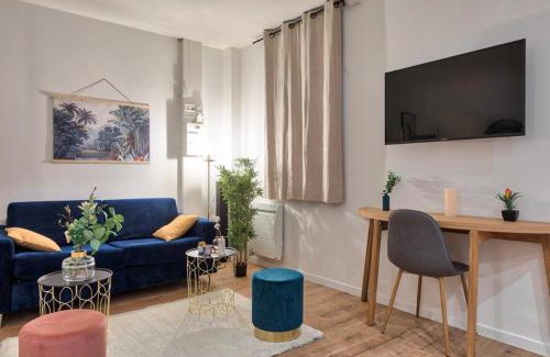 5th Arrondissement Apartment | Grand Studio au Cœur de Paris quartier Latin