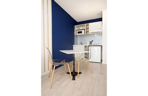 Lourdes Apartment | Grand Studio Avec Clim, Balcon Proche Gare