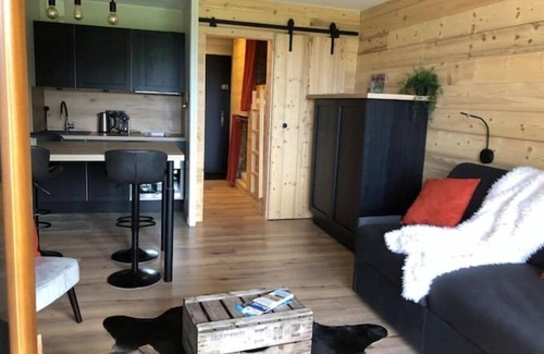 Lans-en-Vercors Apartment | Grand Studio Beethoven Rénové au Centre du Village