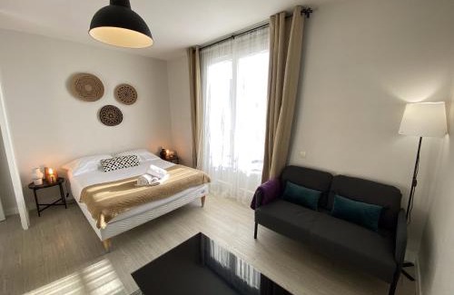 La Fuye-Velpeau Apartment | Grand studio calme avec balcon & parking gratuit