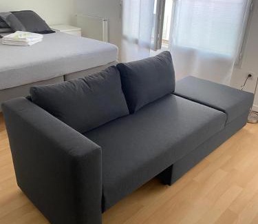 Arcueil Apartment | Grand Studio de 37m carrés - RER Laplace et Maison des Examens à 5 minutes à pied