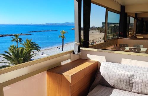 Saint-Laurent-du-Var Apartment | Grand studio bord de mer- accès direct aux plages