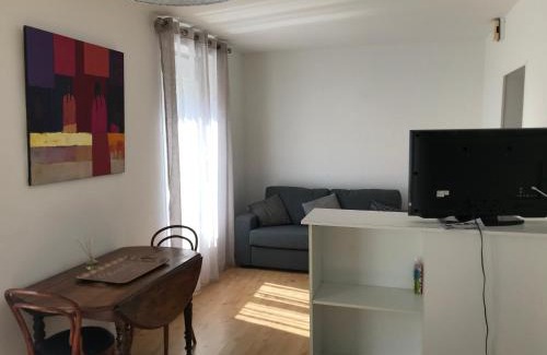 Bort-les-Orgues Apartment | Grand Studio Manon en coeur de ville pour 2 p