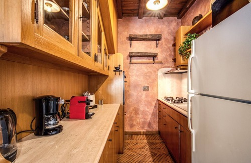 Rome City Centre House | Grand suite Trevi Fountain AC | WiFi | Gas heat