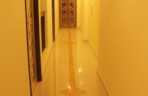 Srirangam Hotel | Grand Suites Srirangam