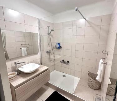 Perier Apartment | GRAND T2 PROCHE VELODROME ET MER