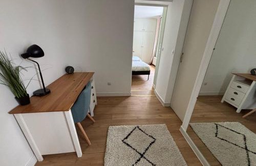 Chateaudun-Bannier Apartment | Grand T3 90m2 Haussmanien avec suite en centre ville et parking TOUT inclus