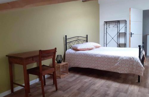 Moux House | Grand T3 calme et lumineux 4-6 personnes