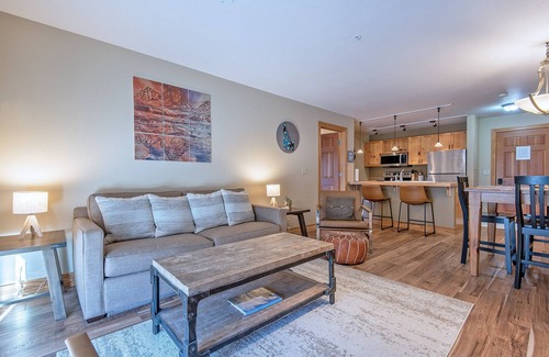 Driggs Condo | Grand Teton & Yellowstone Parks! New Updates! Hot tubs & Gym! Super Clean!