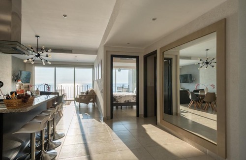 South Hotel Zone Apartment | GRAND VENETIAN 2009