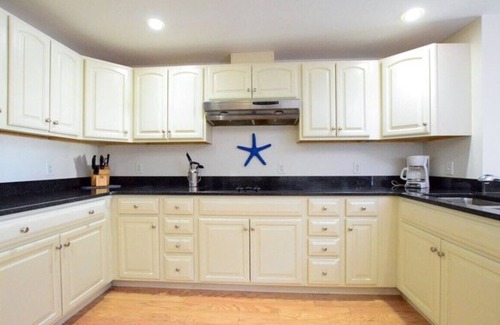 Old Orchard Beach Condo | Grand Victorian on the Beach, Summer