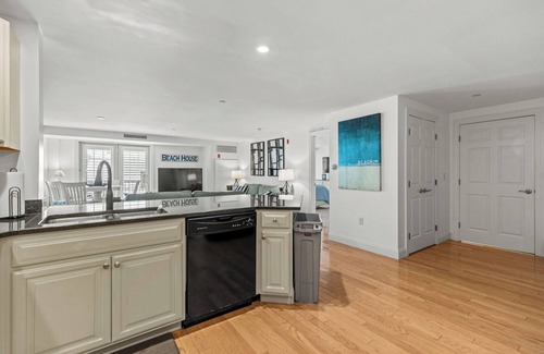 Old Orchard Beach Condo | Grand Victorian ocean view, Unit 409