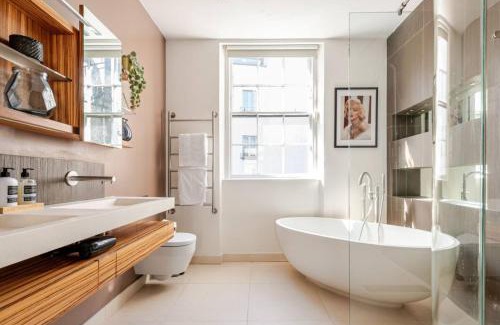 Belgravia House | Grand Victorian Mansion by Buckingham Palace