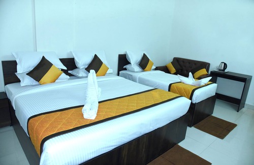 Electronics City Hotel | Grand view hotel
