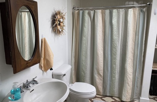 Hampton Hotel | Grand View Motel