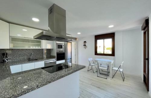 Motril Villa | Grand Villa w Private Pool, cleaning included