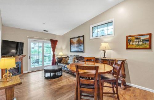 Nashville Apartment | Grand Wood Suites - 3rd Floor Front Side Corner Penthouse Suite 304