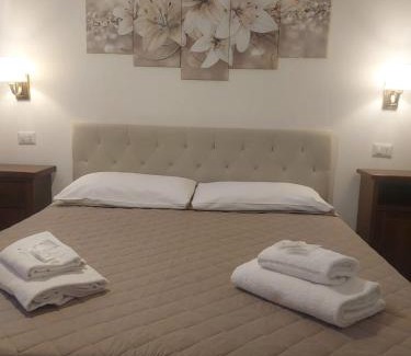 Isola Sacra Apartment | GRANDE ATTICO - 3 Camere da Letto - Fiumicino Aeroporto e Fiera