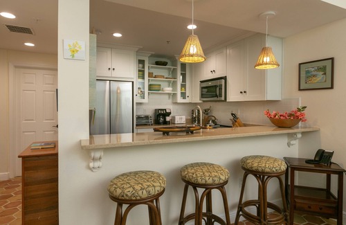 Estate Enighed Condo | Grande Bay: Sugar N' Spice: 1 BR: Reno/new bathroom and kitchen. Great views
