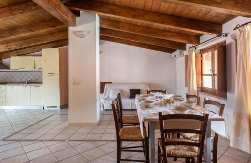 Scano di Montiferro House | Grande Casa Nel Villaggio