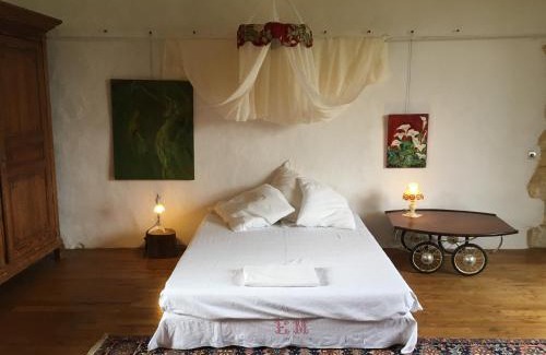 La Celle-sous-Gouzon House | Grande chambre renaissance