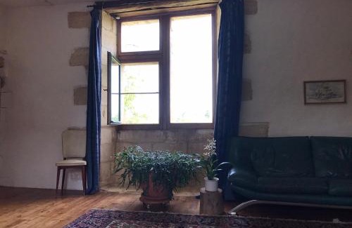 La Celle-sous-Gouzon House | Grande chambre renaissance