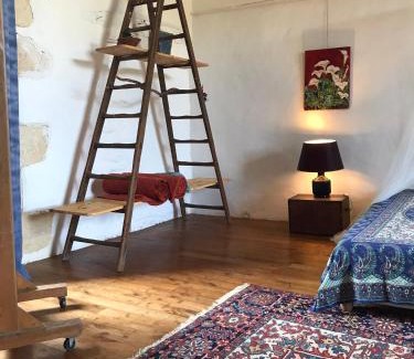La Celle-sous-Gouzon House | Grande chambre renaissance