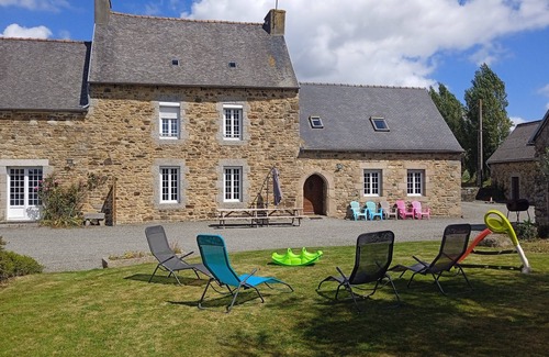Ploezal House | Grande Longère