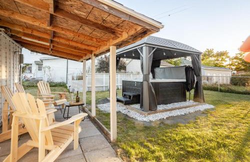 Saint-Edmond Apartment | Grande maison moderne 4 chambres - Spa Jaccuzi, Jardin & Parking gratuit - Idéale Familles et groupes