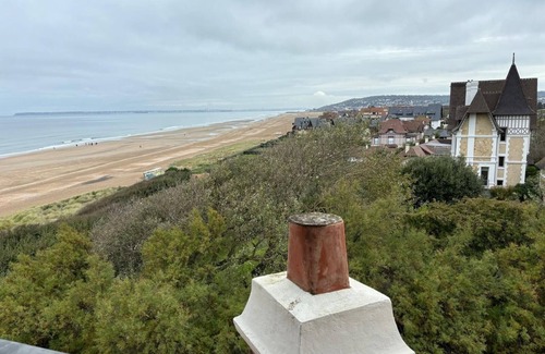 Benerville-sur-Mer Villa | Grande Maison sur la Plage
