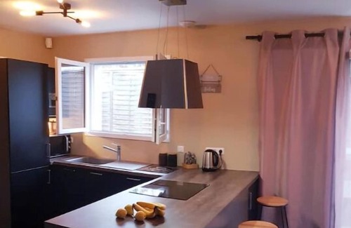 Beychac-et-Caillau House | Grande Maison Près Bordeaux, Parking Gratuit