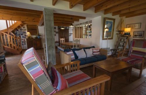 Locmaria House | Grande Maison avec Jardin Près de la Plage - 4 Chambres, WIFI et Cheminée - FR-1-418-5