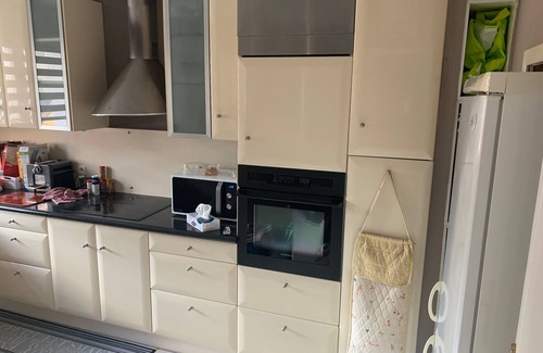 Cergy House | Grande Maison Cergy 4 Chambres - Region Paris - Jeux Olympiques 2024
