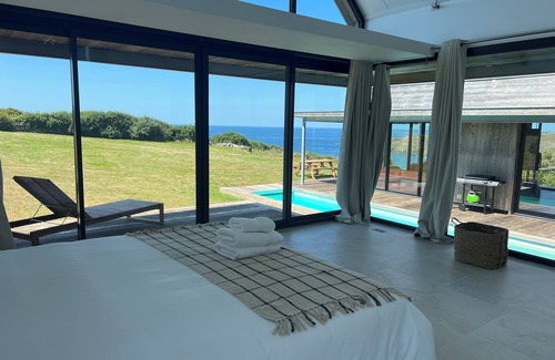 Plogoff House | Grande Maison Contemporaine Avec vue mer Avec Piscine. Wifi