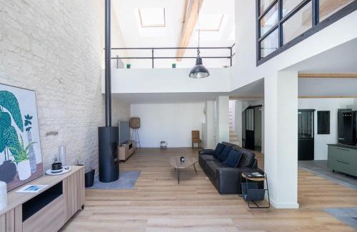 Ranton House | Grande maison contemporaine 160 m2 et son jardin privatif de 700 m2 - logement entier