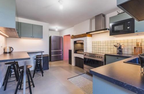 Malville House | Grande maison de campagne rénovée avec parking et espace détente - FR-1-306-1303