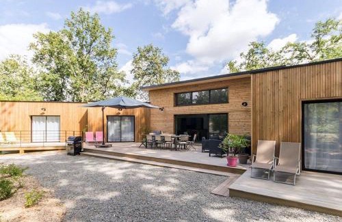 Port-Saint-Pere House | Grande maison en bois avec parc, terrasse, jeux et équipements modernes entre Nantes et Pornic - FR-1-306-1051