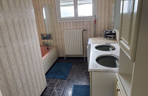 Le Blanc-Mesnil Cabin | Grande Maison Familiale Proche Paris/roissy/le Bourget