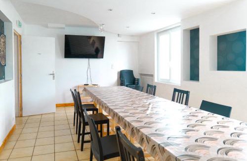 Deux Croix-Banchais House | Grande maison façon "Auberge" quartier des Deux Croix, Angers - 16 personnes