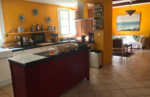 Peret House | Grande Maison Familiale de Charme, Jardin, Piscine 12 Pers., 5 Ch., 4 Sdb, 4 wc