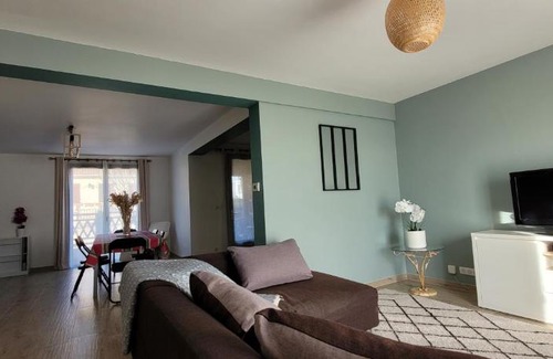 Palaiseau Villa | Grande maison Massy-Palaiseau, Saclay - Paris - Versailles - RER B