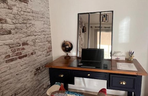Palaiseau Villa | Grande maison Massy-Palaiseau, Saclay - Paris - Versailles - RER B
