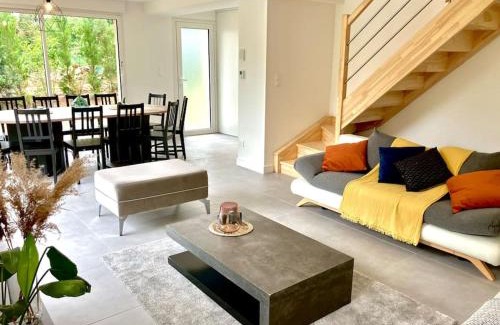 Brindas Villa | Grande maison rénovée 15mn Lyon,35mn Eurexpo