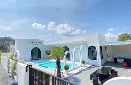 Khanom Villa | Grandiva Khanom Pool Villa แกรนดิวา ขนอม พูลวิลล่า